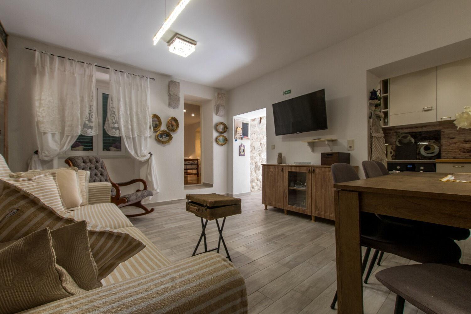 Sen - 130 M From Sea Apartment